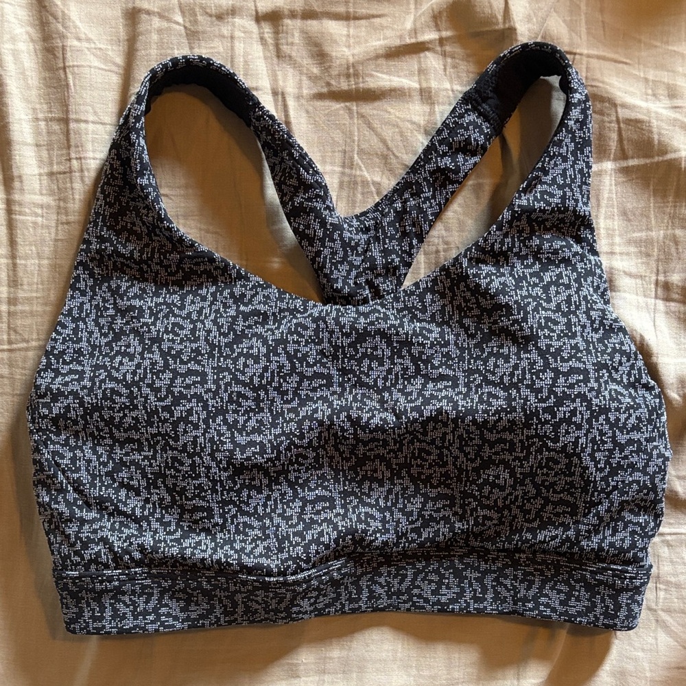 Athleta Black and Gray Patterned Sports Bra